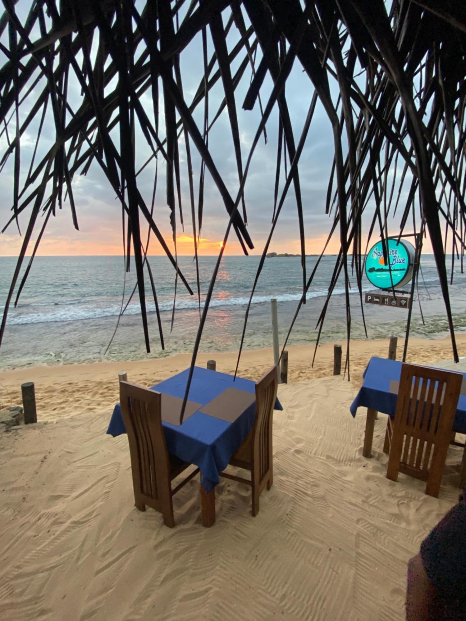 Sapphire Blue Hotel Hikkaduwa Bagian luar foto